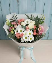 Букет цветов из:  Розы, Лизиантусы и Хризантемы #REPLACE_PRED# Оранжереях