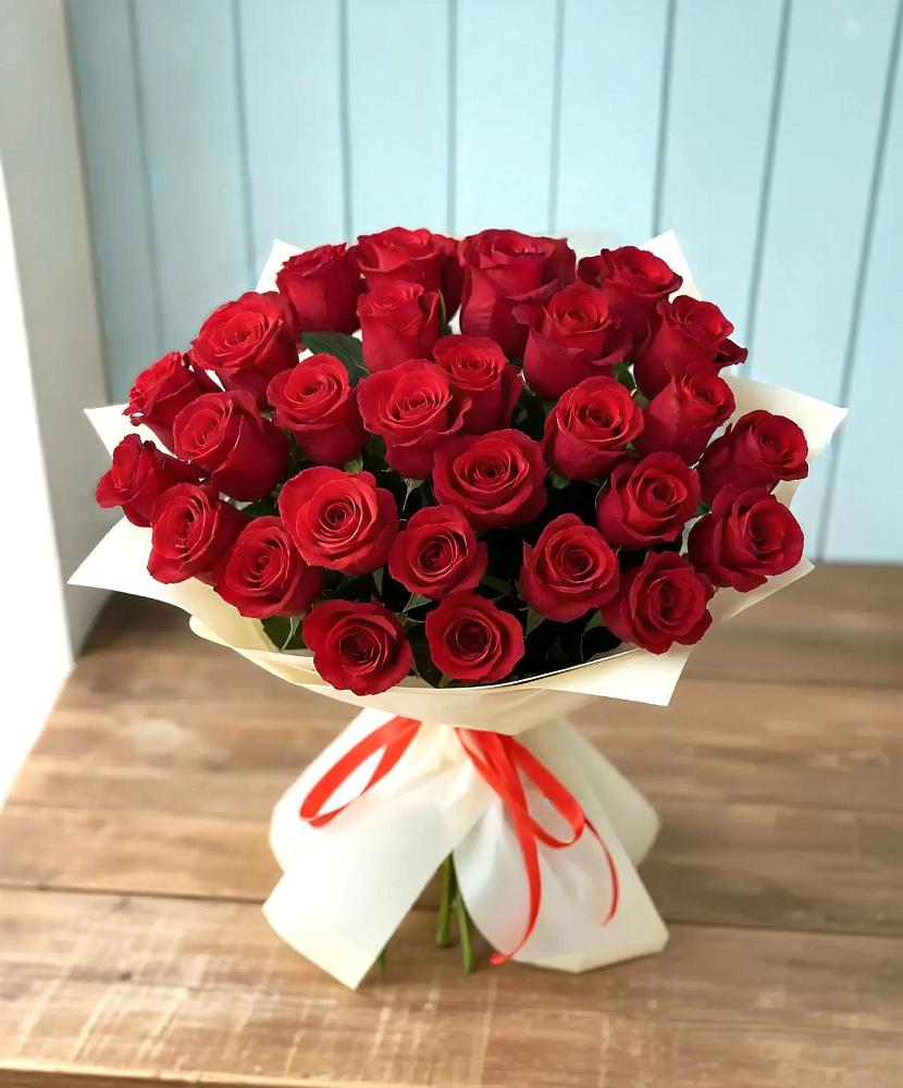 Букет 29 Красных роз в Оранжереях