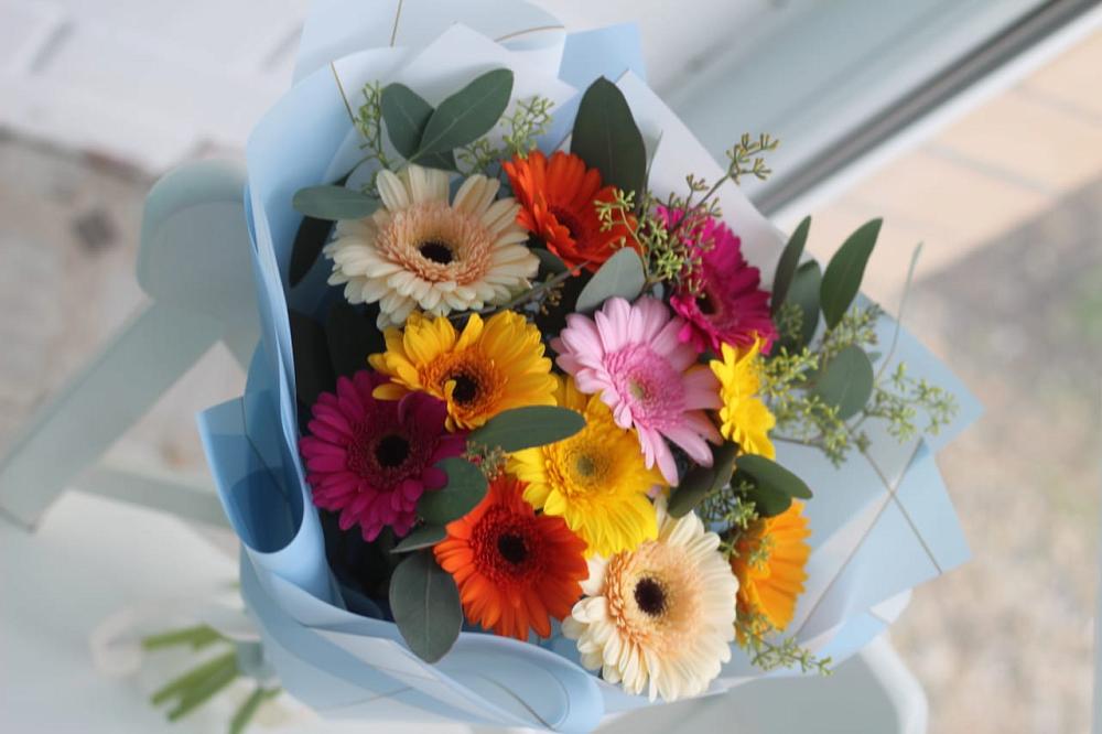 Букет цветов из: Герберы в Оранжереях