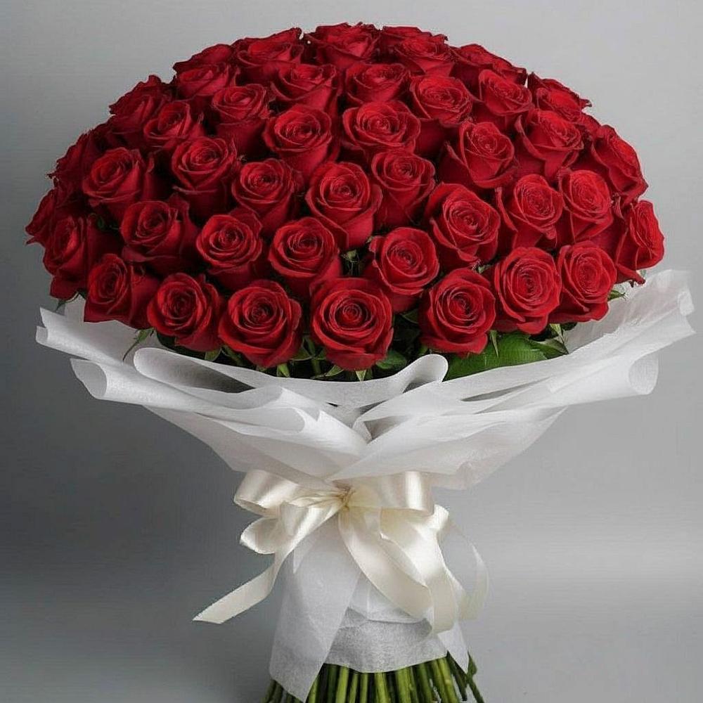 Букет 101 Красная роза Блэк Мэджик в Оранжереях