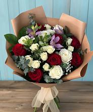 Букет цветов из:  Розы и Альстромерии #REPLACE_PRED# Оранжереях