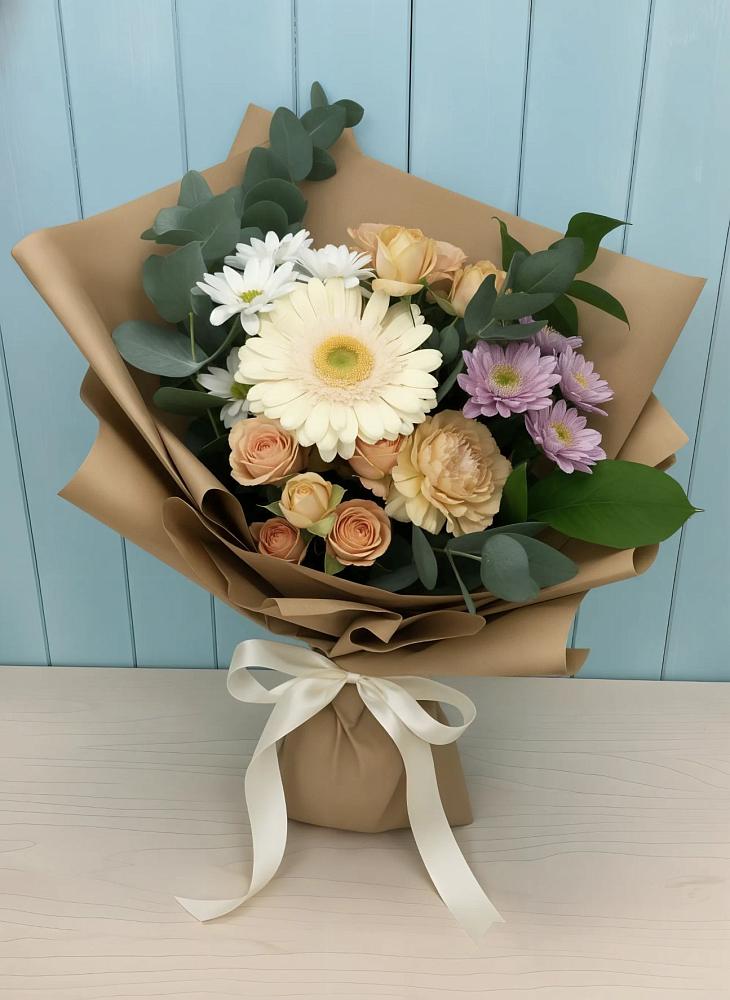 Букет цветов из: Герберы и Хризантемы в Оранжереях