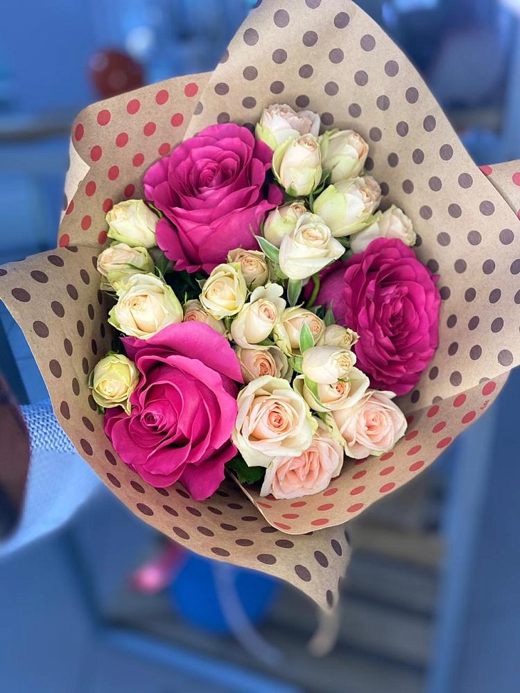 Букет цветов из: Розы в Оранжереях