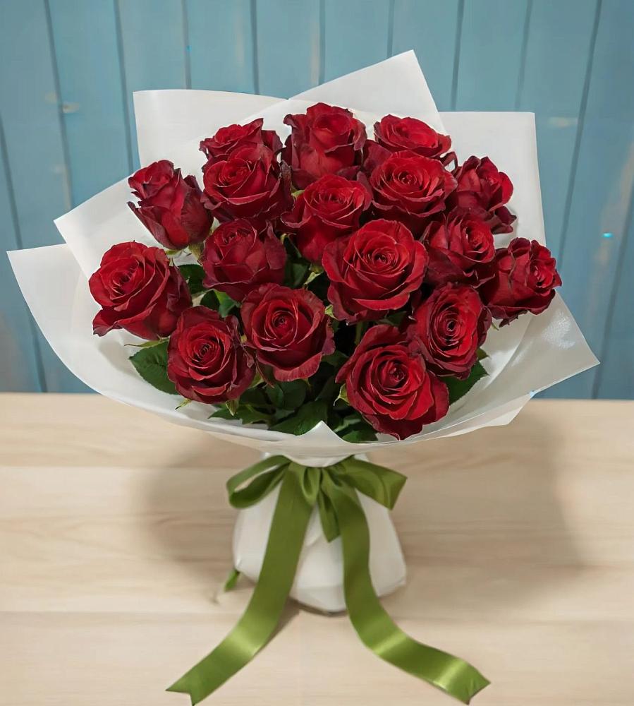 Букет Красные розы в Оранжереях