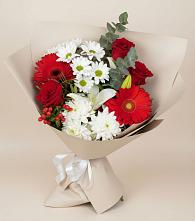 Букет цветов из:  Розы, Хризантемы, Герберы и Лилии в Оранжереях