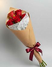 Букет цветов из:  Розы в Оранжереях