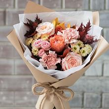 Букет цветов из:  Гвоздики, Хризантемы и Розы #REPLACE_PRED# Оранжереях