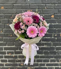 Букет цветов из:  Герберы и Хризантемы #REPLACE_PRED# Оранжереях