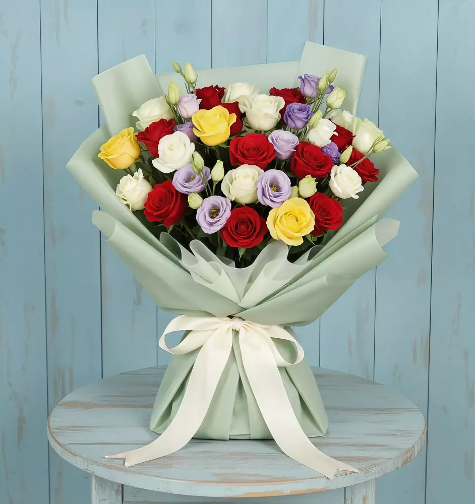 Букет цветов из: Розы в Оранжереях