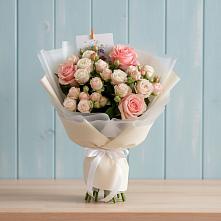 Букет цветов из:  Розы в Оранжереях