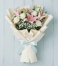 Букет цветов из:  Лилии в Оранжереях