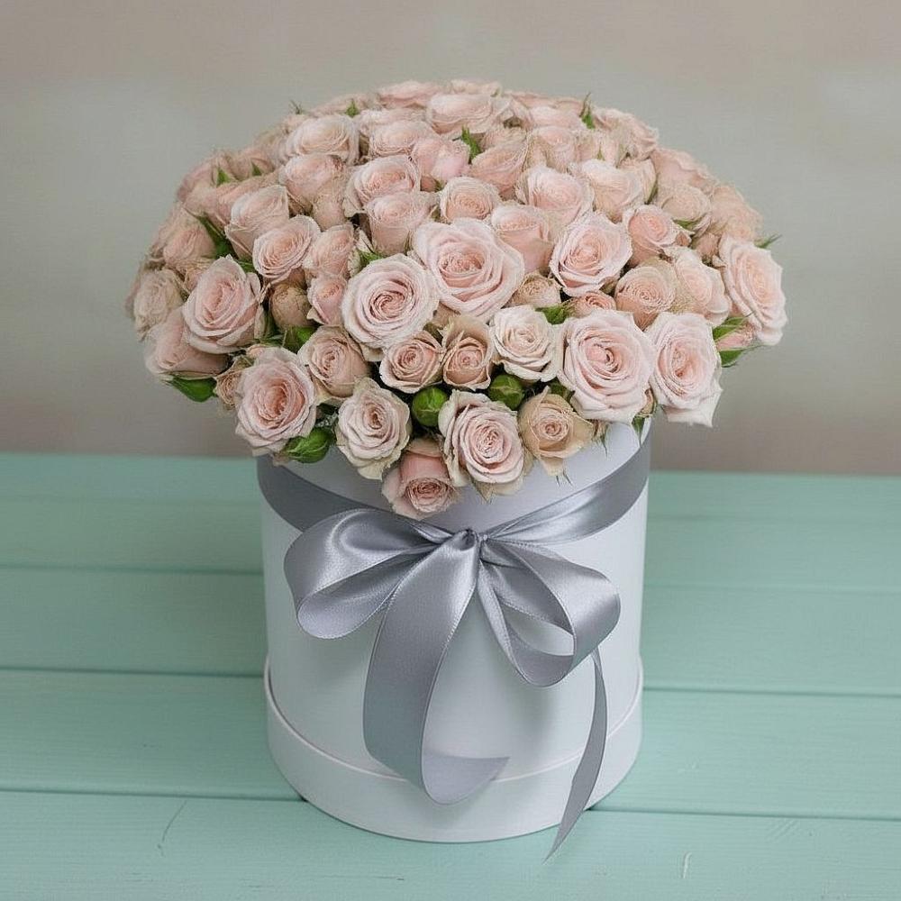 Цветочная композиция из Розы в шляпной коробке в Оранжереях